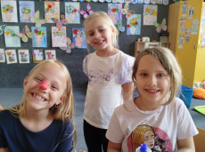 Poslední měsíc ve družince